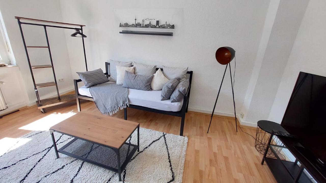 Gockel Homes 1 - Zentral Mit Balkon & Netflix Essen Luaran gambar