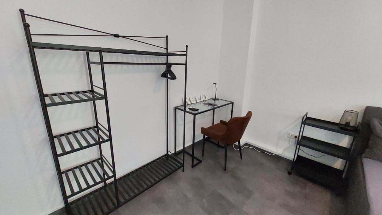 Gockel Homes 1 - Zentral Mit Balkon & Netflix Essen Luaran gambar